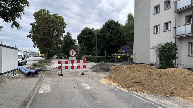 Budowa węzła przesiadkowego obok dworca PKP w Bochni, 31.07.2023