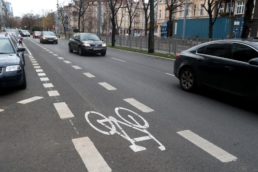 Nie warto jeździć na pamięć! Na kierowców czekają spore zmiany przy placu Szarych Szeregów