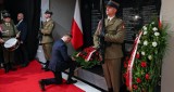 Prezydent Andrzej Duda upamiętnił ofiary katastrofy smoleńskiej: To jeden z najtragiczniejszych momentów w naszych dziejach
