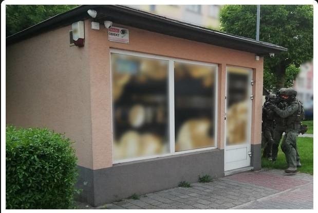 Ostrołęka. Salon gier hazardowych zlikwidowany przez podlaską Krajową Administrację Skarbową (KAS)