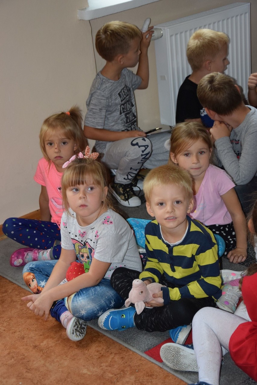 Magdalena Stysiak odwiedziła swoją szkołę w podwieluńskim Kurowie [ZDJĘCIA FILM]