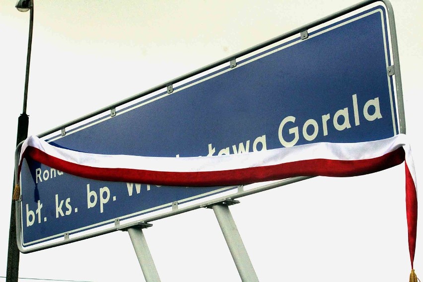 Skrzyżowanie Diamentowej z Wrotkowską w Lublinie nosi imię Władysława Gorala (ZDJĘCIA)