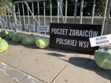 Kapuściane główki pod Sejmem już były. Teraz rolnicy ruszą na Warszawę. W planach też blokady autostrad i ekspresówek