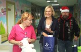 Członkowie grupy motocyklowej „Brave Dogs” z Pińczowa obdarowali dzieci mikołajkowymi prezentami (ZDJĘCIA)