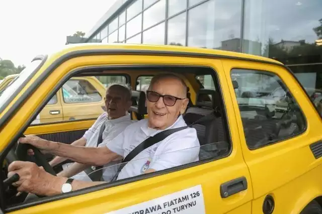 Sobiesław Zasada i Longin Bielak. To była wyprawa do Turynu na 50-lecie Fiata 126p. Teraz przed krakowskim kierowcą kolejne wielkie wyzwanie.