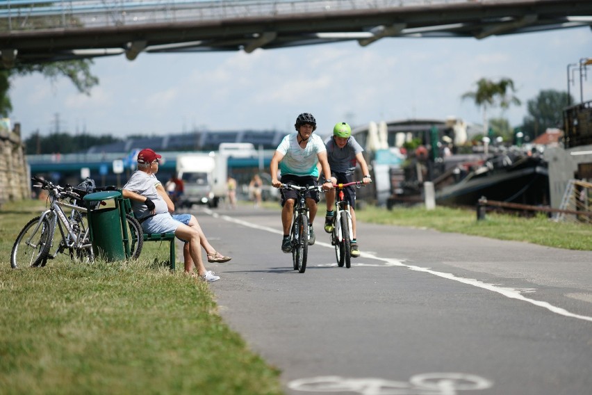W Krakowie przybędzie ścieżek rowerowych. Miasto planuje inwestycje za 35 mln złotych. Jedna z tras powstanie w Przylasku Rusieckim