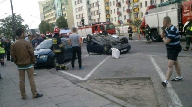 Policjanci z I komisariatu w Białymstoku szukają świadków wypadku do jakiego doszło na ulicy Wyszyńskiego