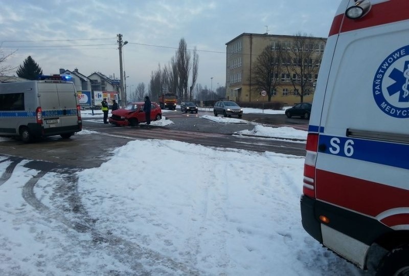 Wypadek na skrzyżowaniu ulic Widzewskiej/Lodowej z ul....