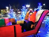 Świąteczna iluminacja rozbłysła w Skaryszewie. Mieszkańcy robią pamiątkowe zdjęcia!