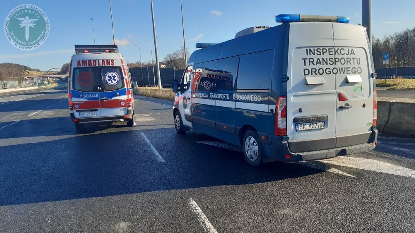 Pożar samochodu na A4. Pomogli inspektorzy śląskiej...