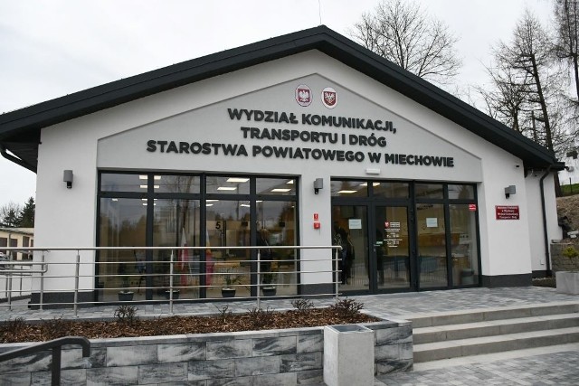 Nowa siedziba miechowskiego Wydziału Komunikacji został w czwartek oficjalnie otwarta