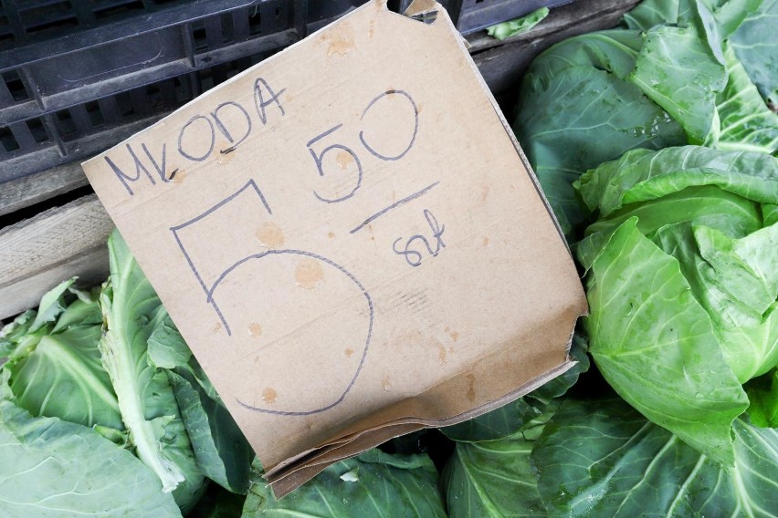 Ceny warzyw i owoców: 29.05.2019. Zobacz aktualne ceny z giełdy na ul. Andersa. Są wyjątkowo wysokie [ZDJĘCIA]