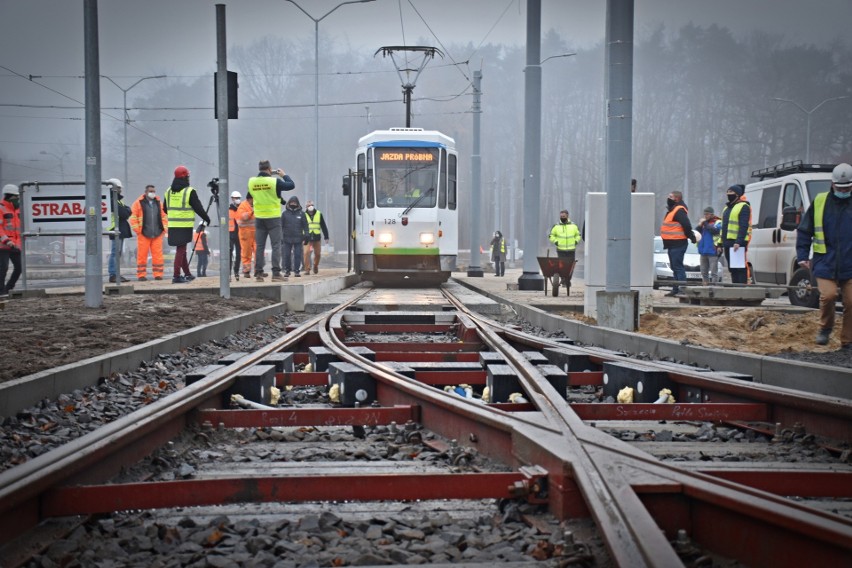 Testy na przebudowywanym węźle Głębokie w Szczecinie