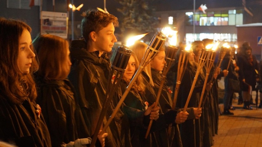 Kłobuck: Świętowali niepodległość idąc ulicami miasta