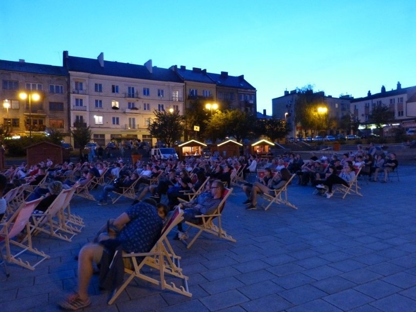 Ostrowieckie Kino pod Gwiazdami dla dzieci i dorosłych