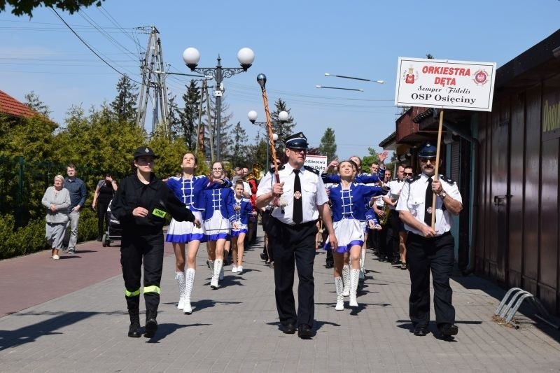 To był XII Przegldą Orkiestr Dętych - do Osięcin przyjechały...