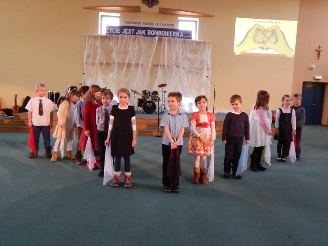 Między innymi dzieci z Publicznego Przedszkola nr 6 w Opolu wystąpiły podczas koncertu charytatywnego na rzecz chorego Antosia.