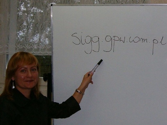 Bogusława Serwan-Partyńska, koordynator wojewódzki na Podkarpacie Szkolnej Internetowej Gry Giełdowej zachęca do wzięcia udziału w tej inicjatywie.