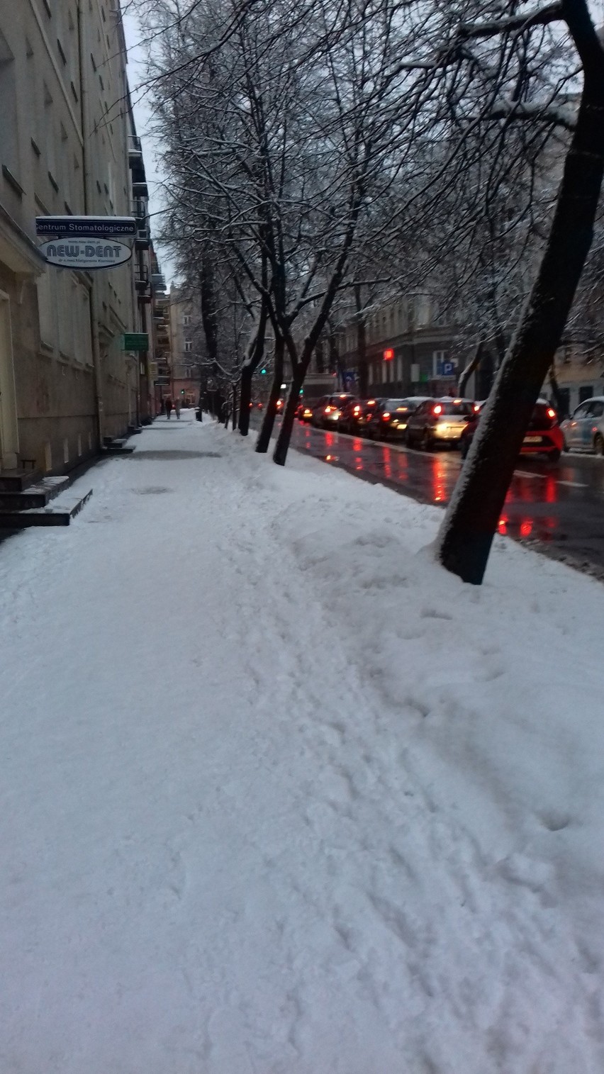 Lublin zasypany śniegiem. Czekamy na Wasze zdjęcia!