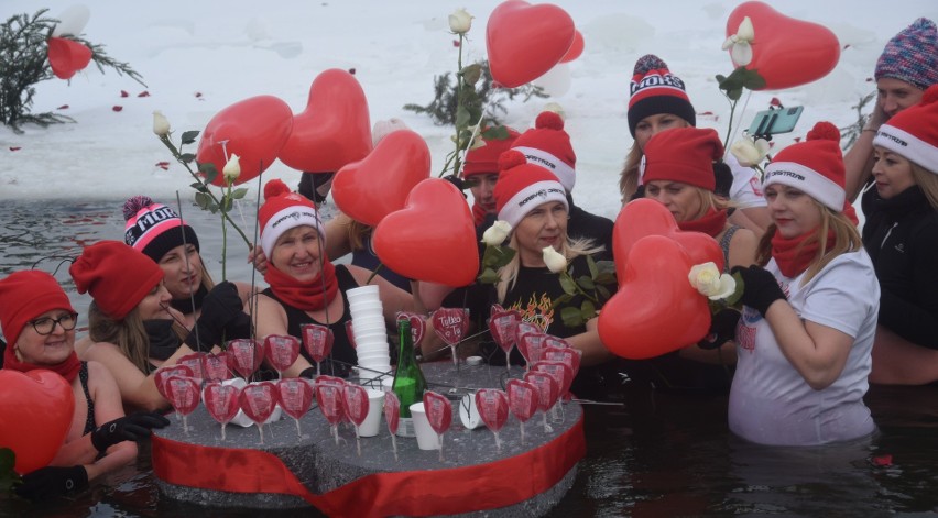 Wspaniała walentynkowa impreza w niedzielne popołudnie nad...