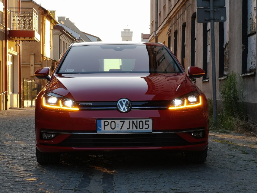 Dni obecnej generacji Volkswagena Golfa są policzone. Brzmi...