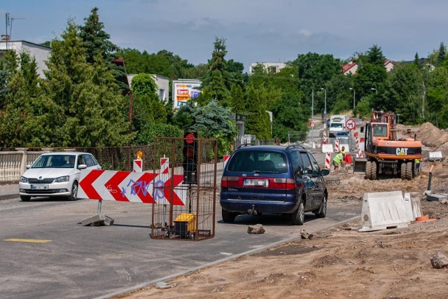 Budowa buspasa i przebudowa ulicy Kolbego na Osowej Górze bardzo uprzykrza życie mieszkańców.