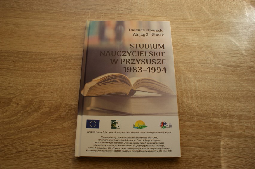 Przysucha. Ukazała się ciekawa książka o losach Studium Nauczycielskiego, które kiedyś istniała w Przysusze