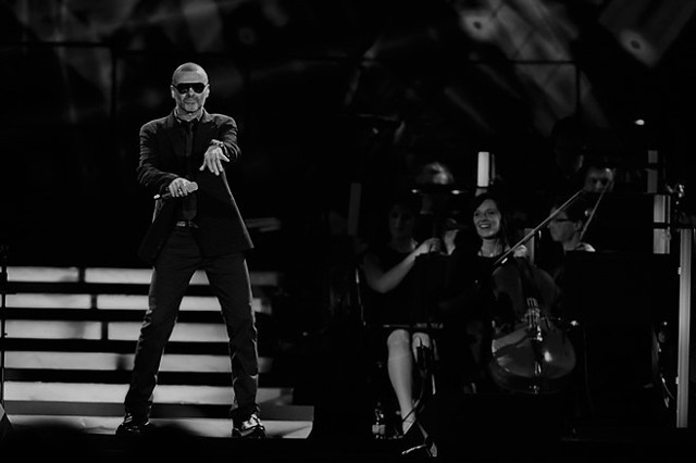 George Michael podczas koncertu we Wrocławiu w 2011 roku