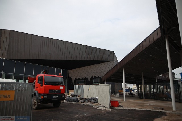 Nowy dworzec PKP we Włocławku powinien być gotowy na koniec czerwca 2023 roku. Zobaczcie zdjęcia z budowy z końca marca.