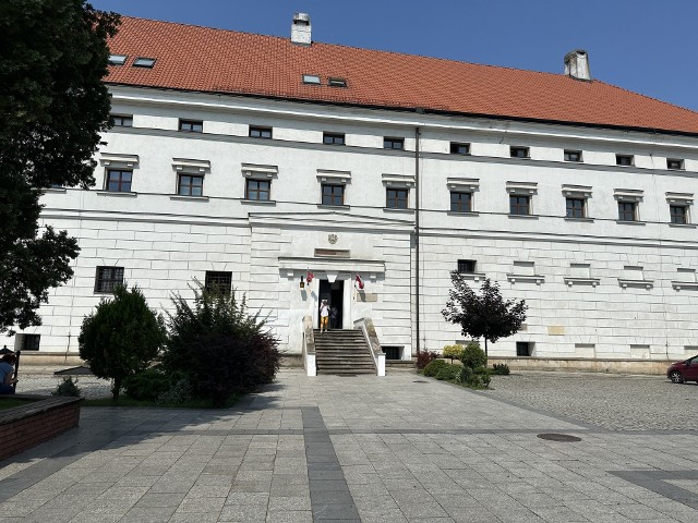 Muzeum Zamkowe w Sandomierzu zaprasza na plenerową projekcję filmu pt. „Ogniem i mieczem” w reżyserii Jerzego Hoffmana.