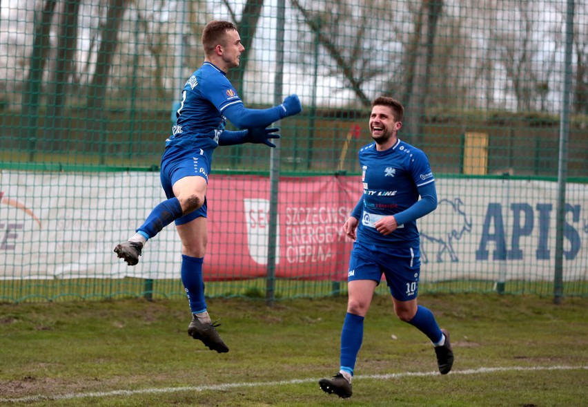 III liga: Świt Szczecin - Bałtyk Gdynia 4:1. Hat-trick z rzutów karnych. ZDJĘCIA