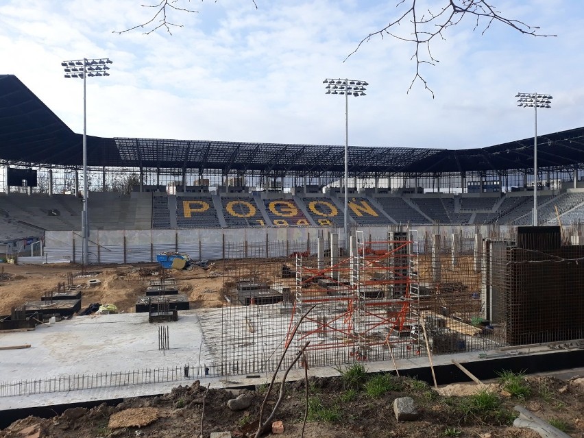 Stadion Pogoni Szczecin - stan 3 kwietnia 2021.