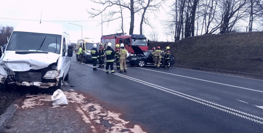 Dwie osoby ranne w wypadku samochodowym w Kleszczewie