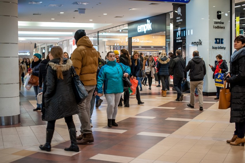 Black Friday 2018. Promocje, czym jest "Czarny piątek" oraz kiedy wypada? Które sklepy wprowadzą promocje na Black Friday 2018?