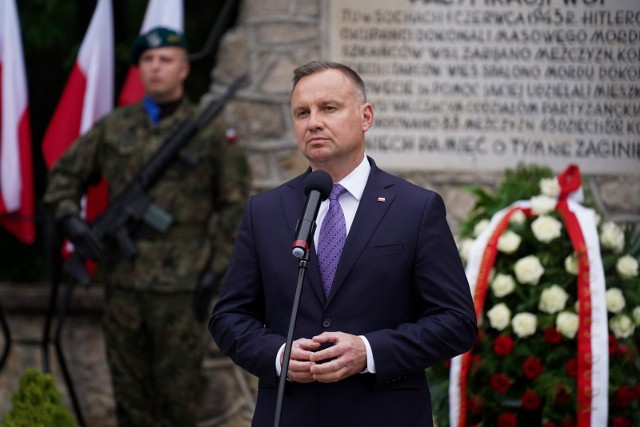 Andrzej Duda wręczył nominację generalską dla pułkownika Cezarego Roga. Od 1 sierpnia 2022 r. przejmie obowiązki na stanowisku asystenta Szefa Sztabu ds. Rozpoznania w Naczelnym Dowództwie Sił Sojuszniczych w Europie