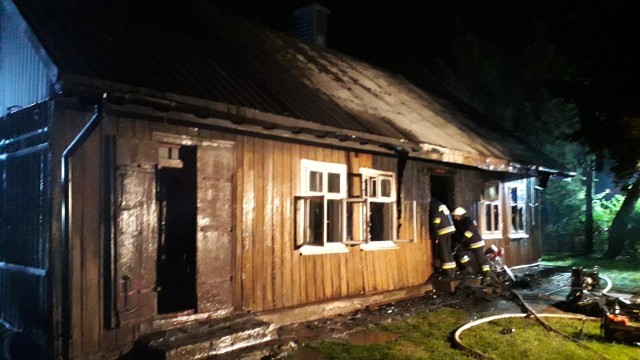 Pożar domu jednorodzinnego w Łoponiu, nie żyje mężczyzna w wieku 61 lat, 29/30.07.2022