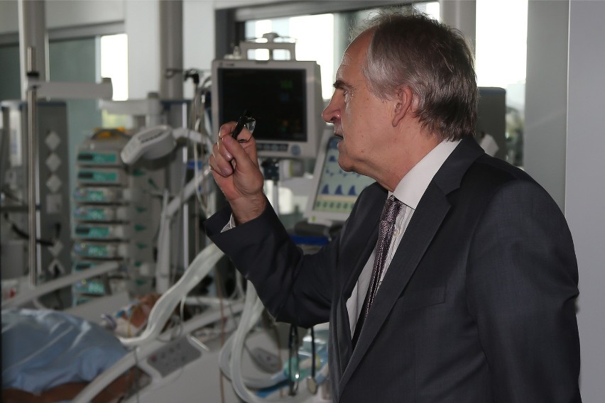Wrocław: Minister zdrowia oglądał nowy Szpital Wojewódzki (ZDJĘCIA)