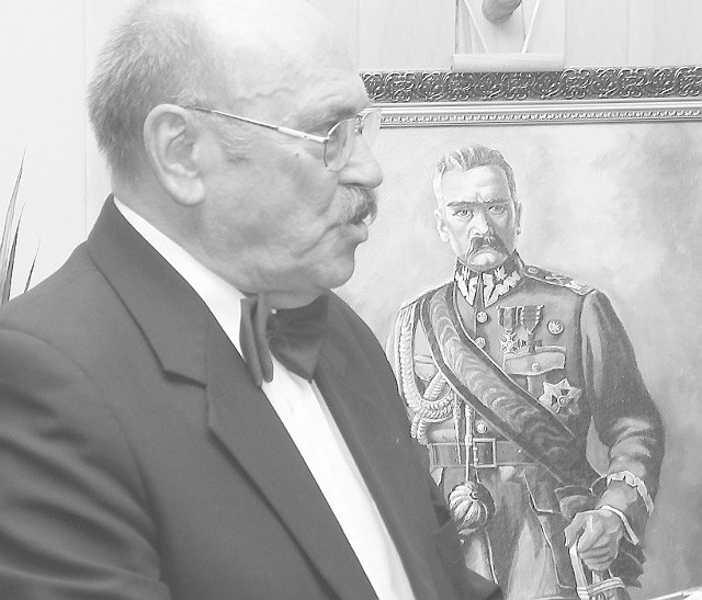 Bogdan Henryk Rodziewcz był cenionym lekarzem specjalistą. Brał udział w wielu wydarzeniach kulturalnych miasta. Cenił marszałka Józefa Piłsudskiego.