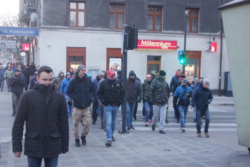 Marsz Pamięci Żołnierzy Wyklętych i kontrmanifestacja w...