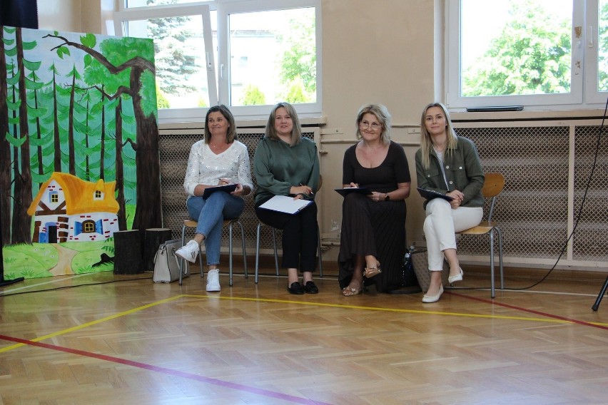 W szkole podstawowej w Przytyku odbył się eko piknik pod hasłem "Wybierzmy naturę"