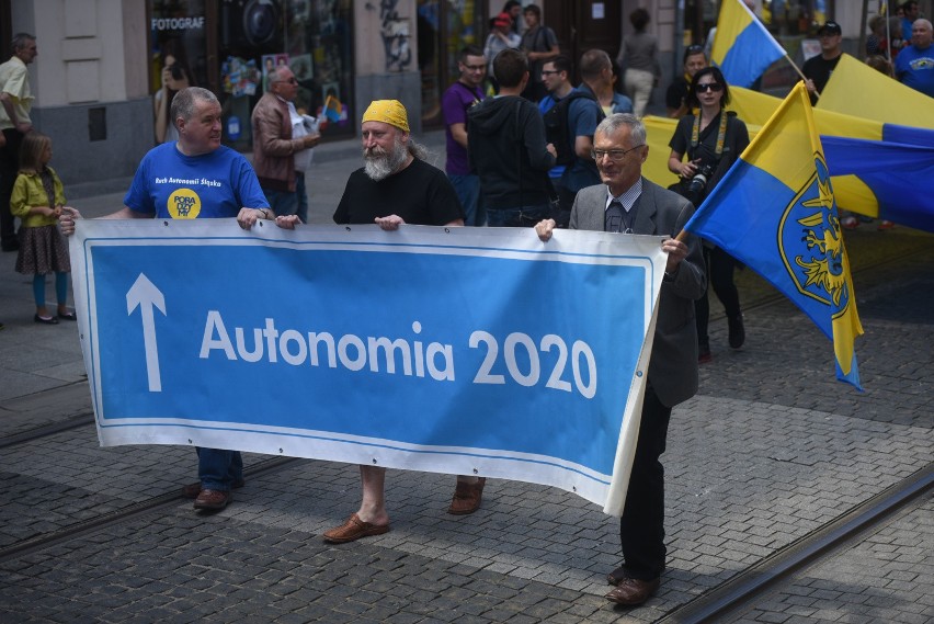 Marsz Ruchu Autonomii Śląska w 2015 r....