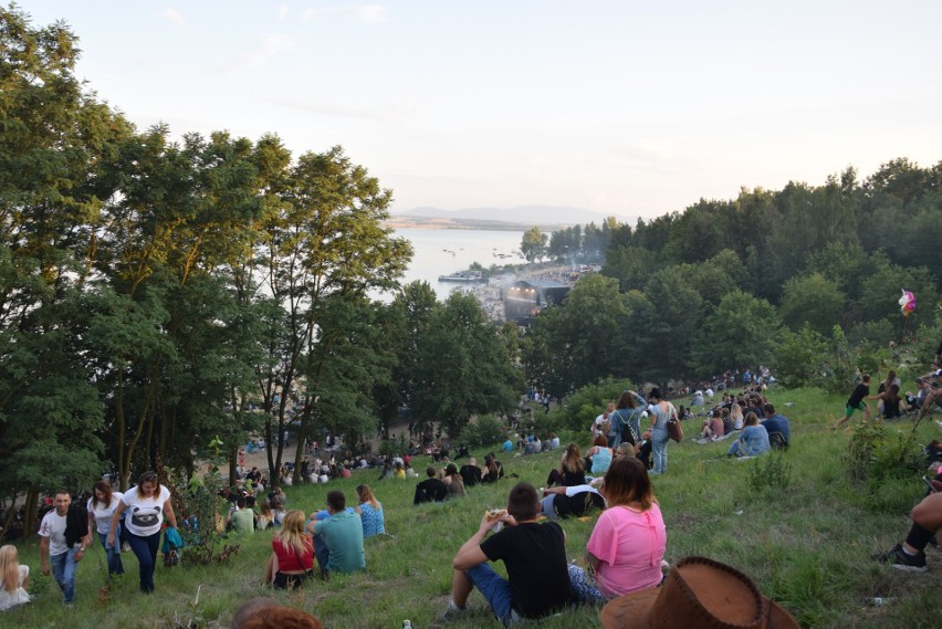 Na tegoroczny Festiwal Ognia i Wody przyjechało wielu widzów...