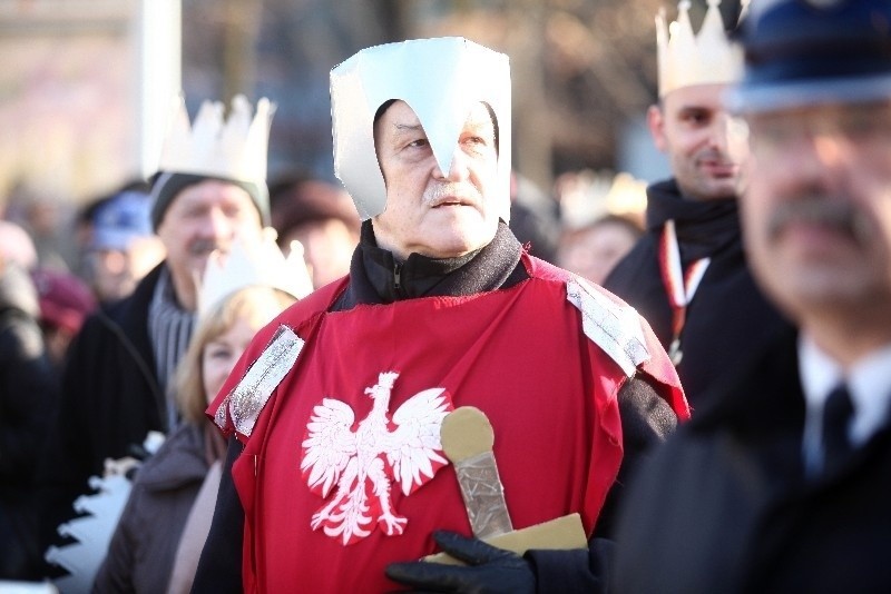 Święto Trzech Króli w Łodzi. Msza, parada i Jerzy Kropiwnicki w zbroi