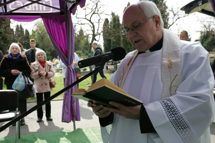 W Słupsku odbył się pogrzeb dzieci utraconych