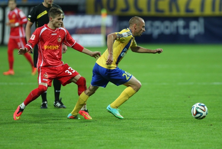 Arka przegrała z Widzewem 1:2! Żółto-niebieskich pogrążył były gracz Lechii Adam Duda [ZDJĘCIA]