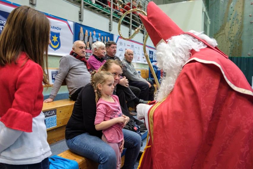 Tarnów. Grupa Azoty PWSZ Tarnów wygrywają ze Szczyrkiem [ZDJĘCIA]