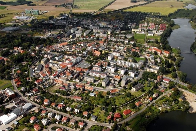 W filmie gimnazjalistów oglądamy najważniejsze zabytki Strzelec.