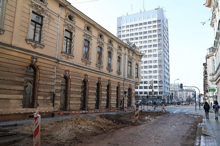 W lipcu 2018 roku rozpoczęto wielki remont ulicy Nawrot....