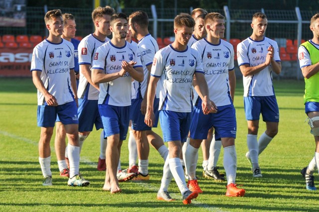 Spośród zawodników, którzy występowali w MKS Kluczbork w poprzednim sezonie, nie zobaczymy w tej drużynie już wielu z nich.