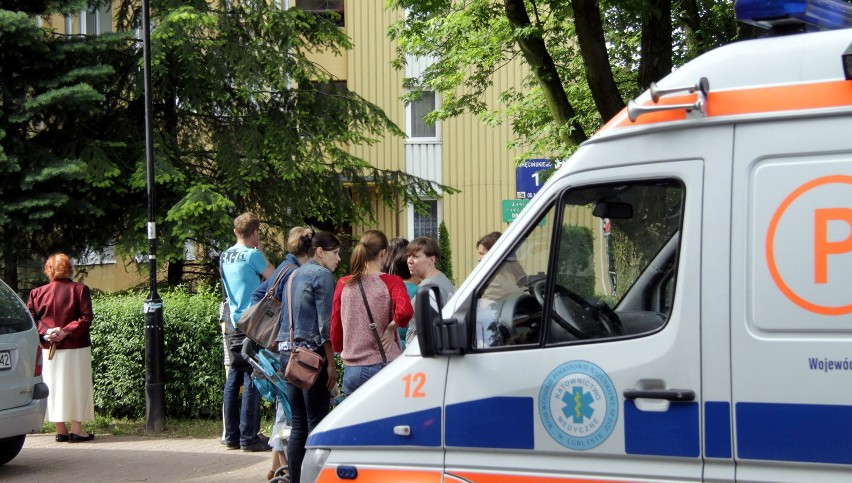 Pożar windy w bloku przy ul. Chęcińskiego. Ewakuowano mieszkańców (ZDJĘCIA)